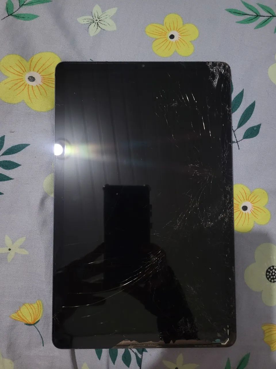 Tablet Samsung S6 Lite (2020/2022) PARA REPARO - Tela quebrada, display não funciona