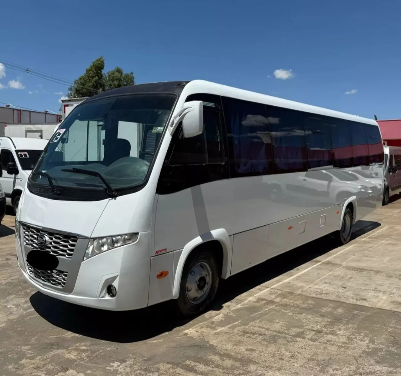 Volare w9 2013 executivo 32 lugares