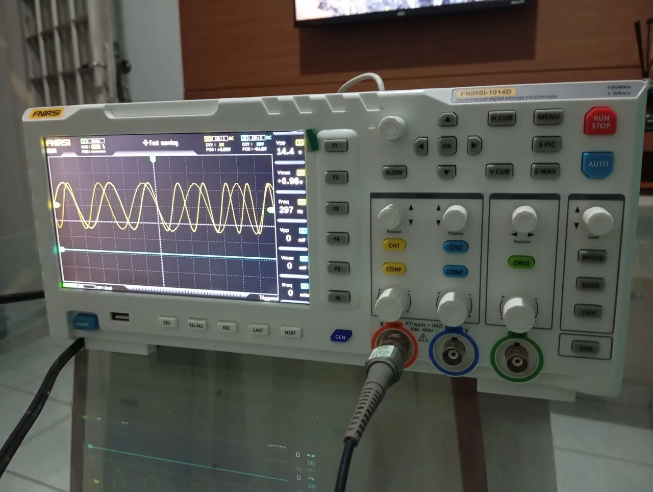 Osciloscópio Digital FNIRSI-1014D - 100Mhz