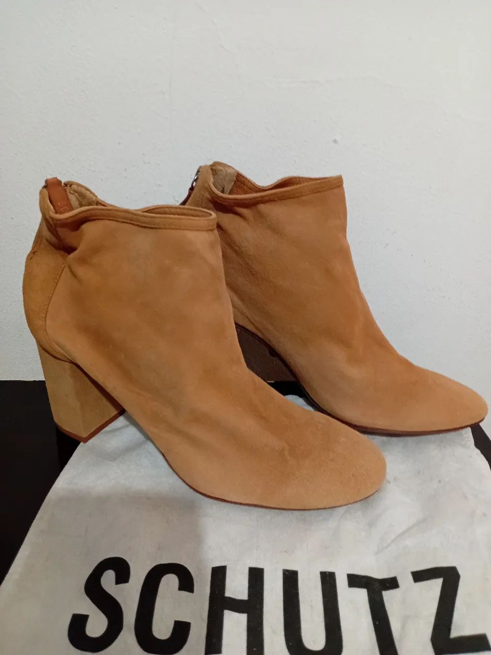 Bota shutz  em couro camurça  - Foto 3