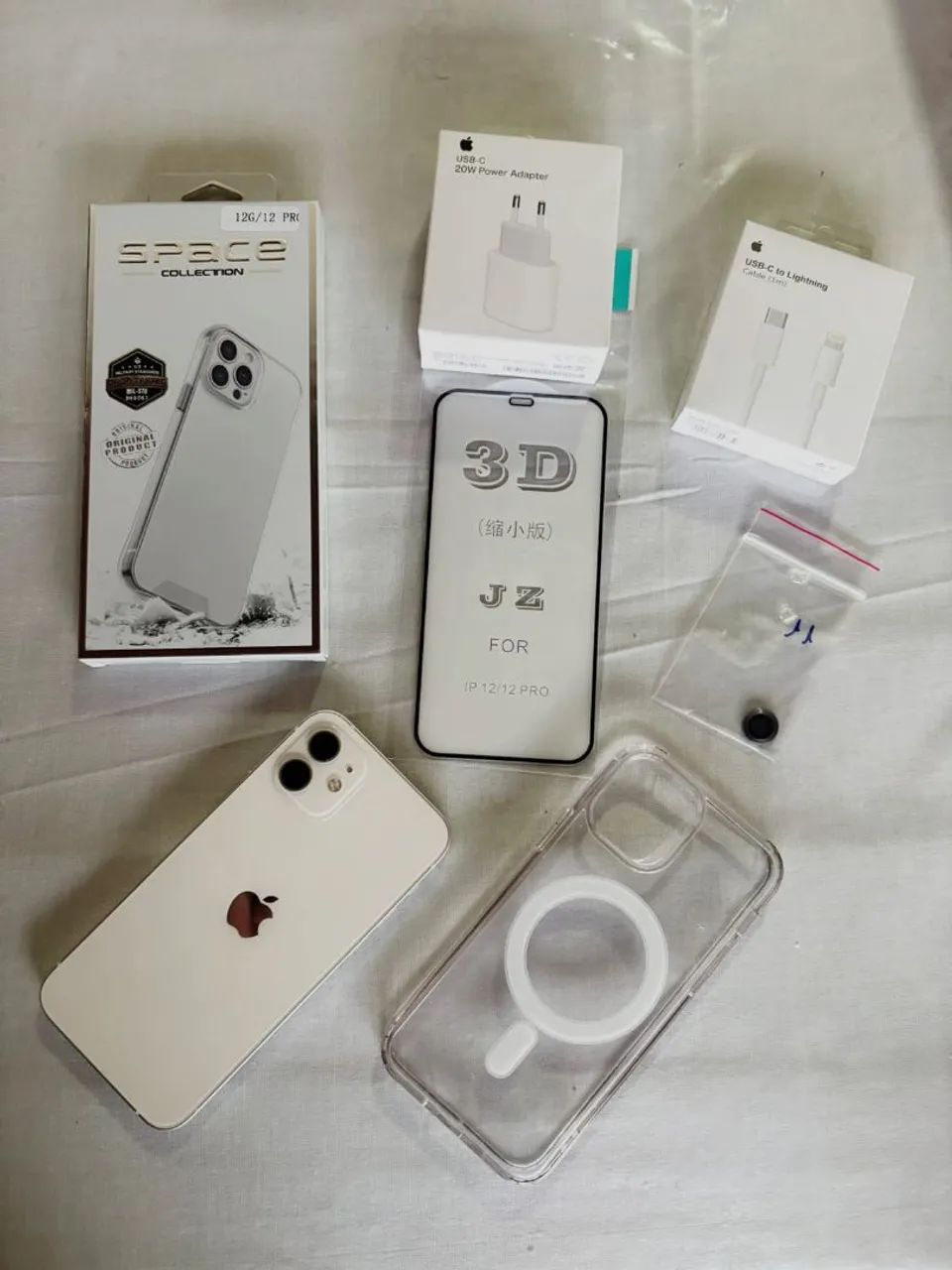 iPhone 12 64GB WHITE / AC TROCAS E CARTÃO 18X - Celulares e