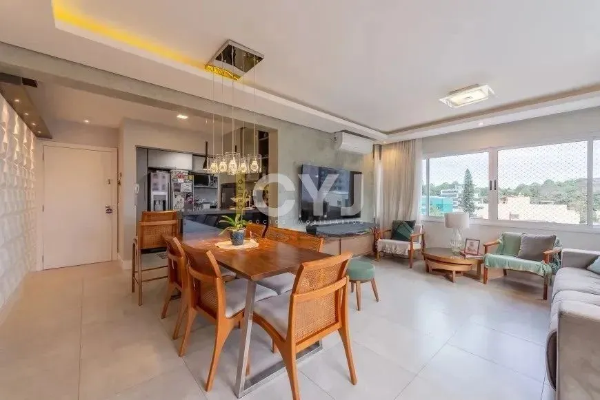 CYJ vende apartamento de 95 m², semi- mobiliado, 3 dormitórios e 2 vagas no bairro Boa Vis