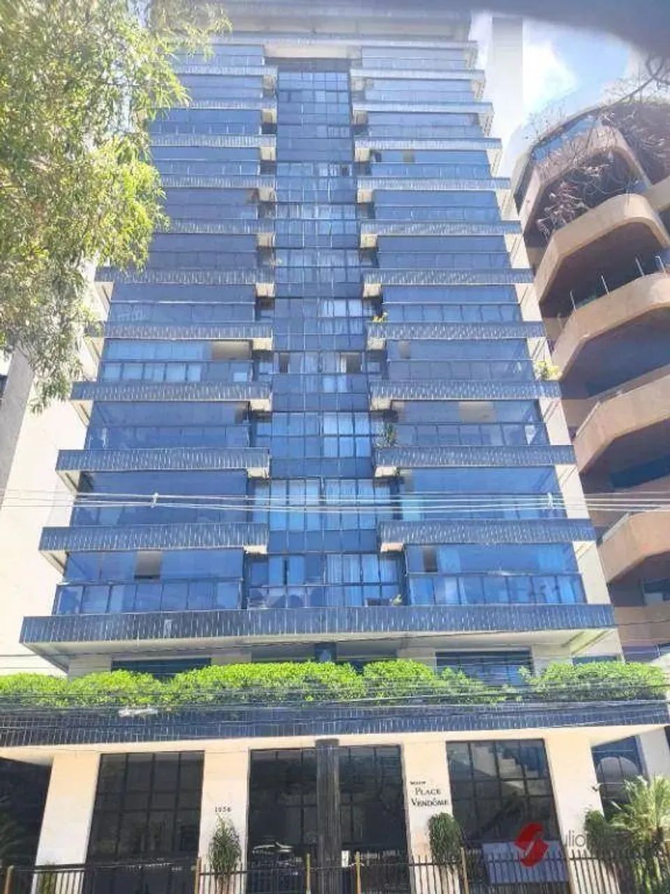 Apartamento à venda no Edf. Place Vendome com 195,5m², 3 suítes - Jardins - Aracaju/SE