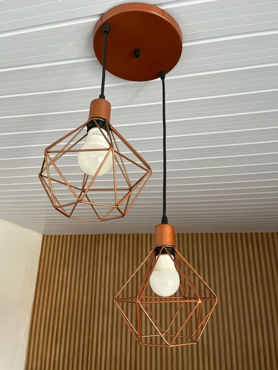 Lustre Pendente Aramado em Cobre - 2 Lâmpadas