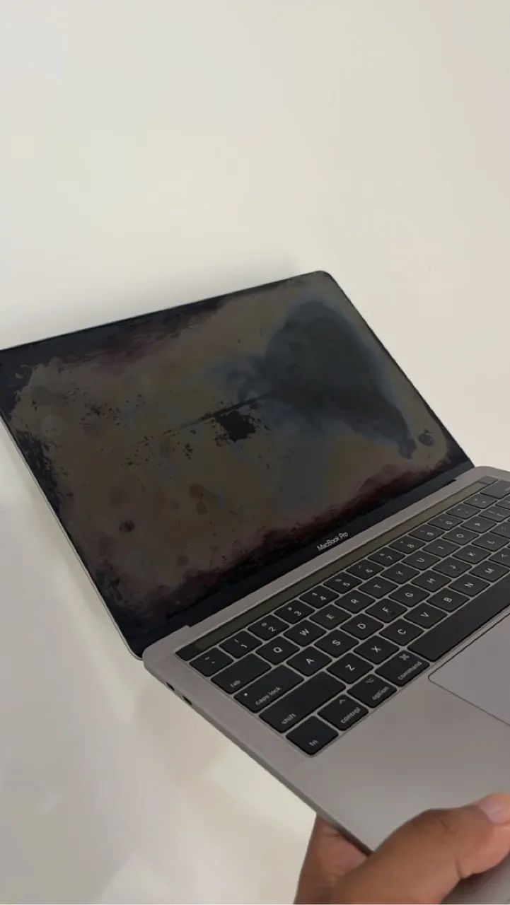 MacBook Pro 13  i5 8/256 13 polegadas com Touch Bar  - Foto 5