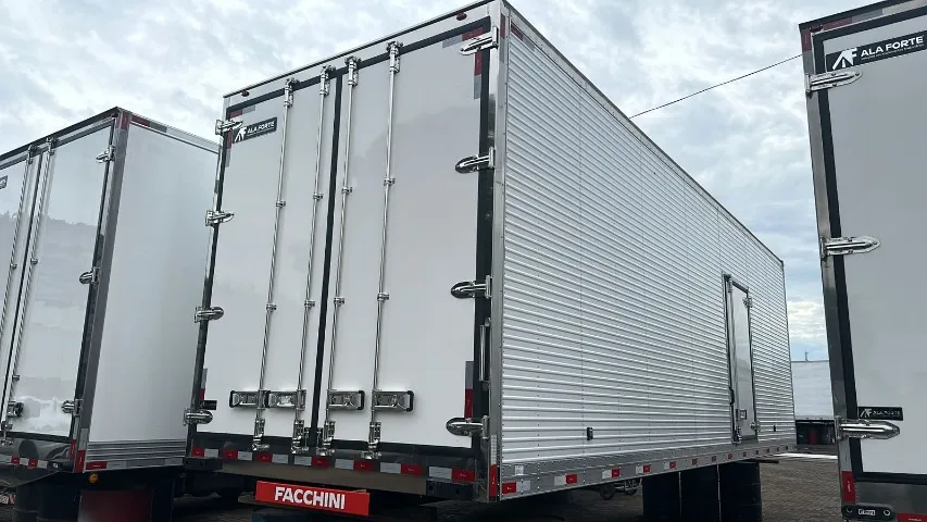Baú frigorífico 16 paletes 8,50m truck Facchini Novo Alt. interna 2,50m A