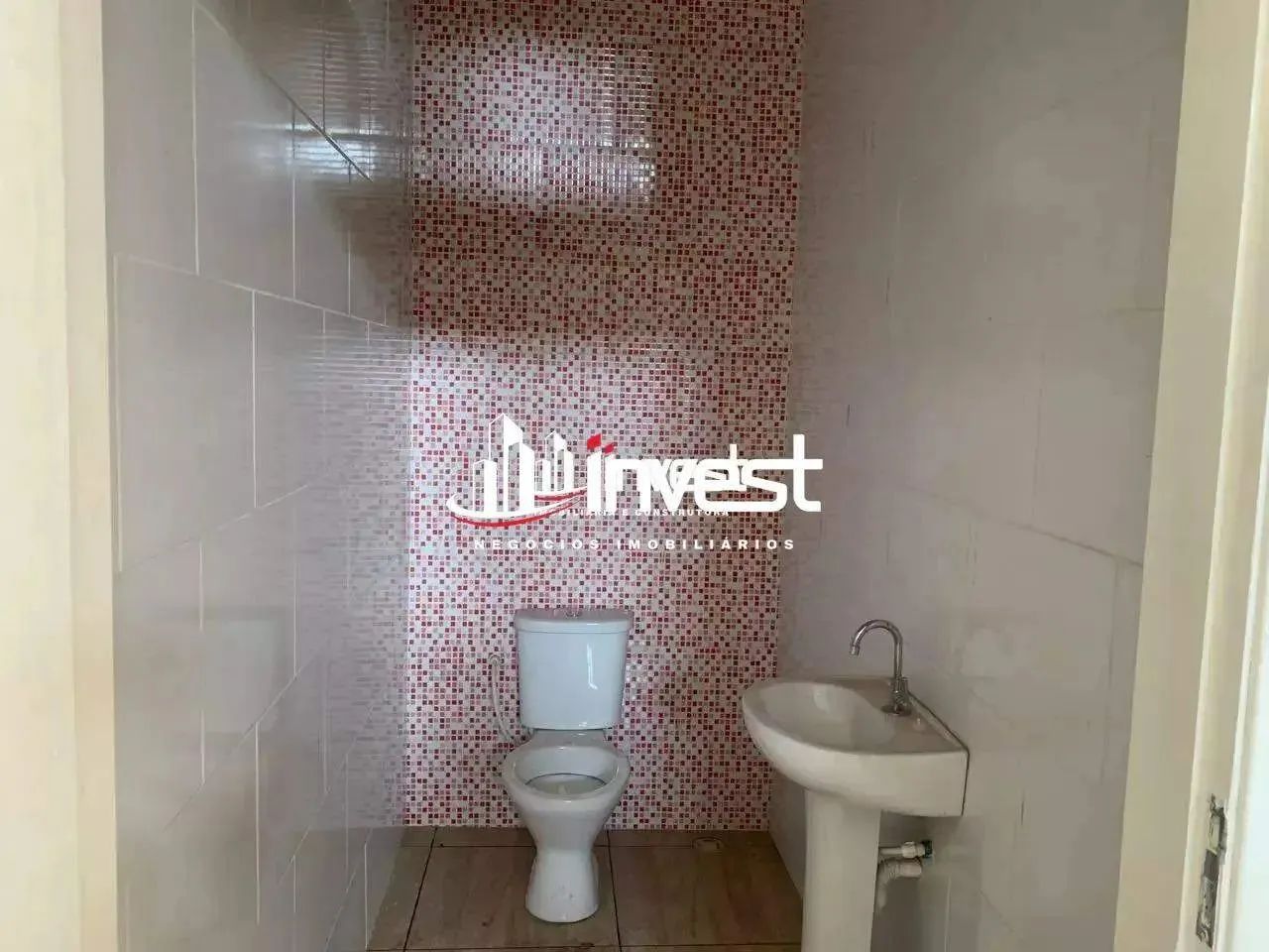 Galpão Comercial para Locação com 150 m2 e uma área de 422 m2 - Foto 6