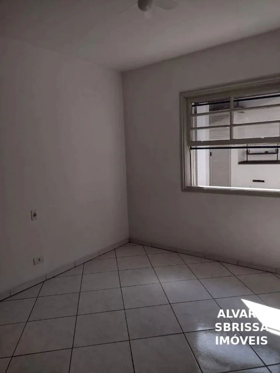 Aluga- Casa 03 dormitórios- Condominio Portal de Itu I- Itu/SP - Foto 4