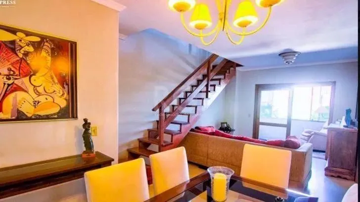 Cobertura para Venda - 202m², 4 dormitórios, sendo 1 suites, 2 vagas - Jardim Planalto