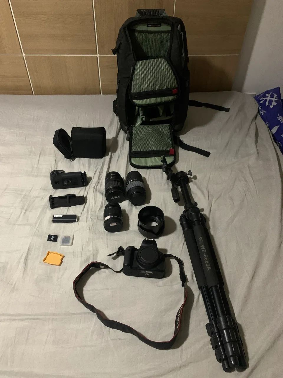 Câmera Canon T4i + 1 lente  + acessórios  - Foto 2