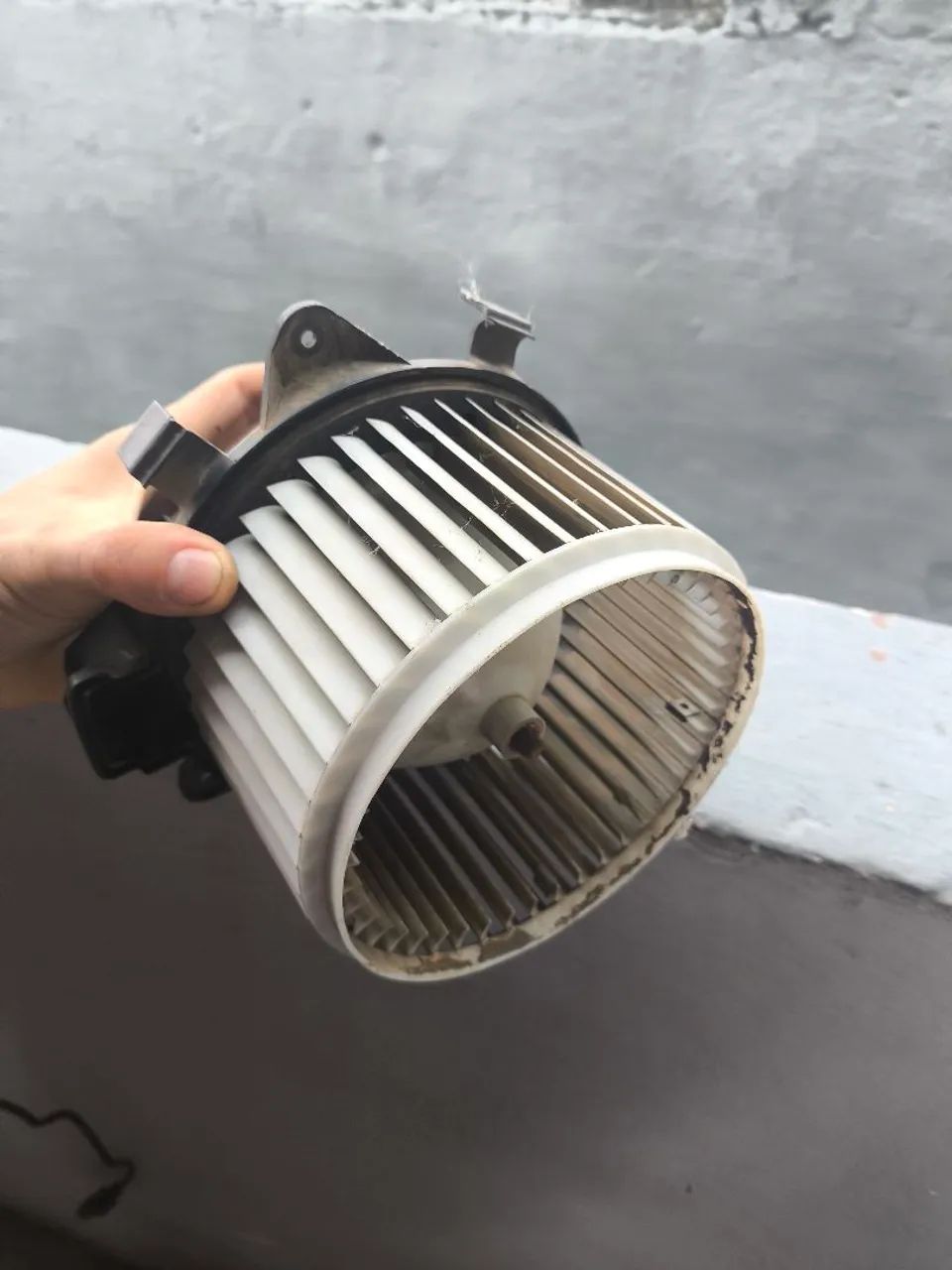 Motoventilador do Ar Condicionado Fiat Stilo Dual Zone - Foto 2