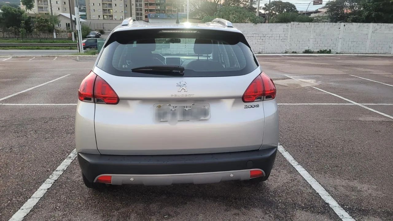 Peugeot 2008 - Foto 3