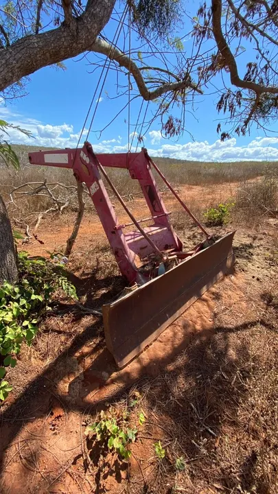 Lâmina Dianteira para Trator Massey Ferguson 4292 (Ano 2013)