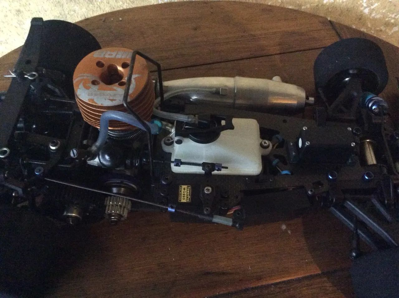 Automodelo Pro Fantom Kyosho 1/08  - Foto 3