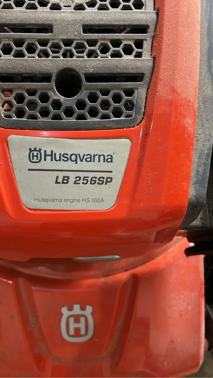 Roçadeira Husqvarna LB 256SP