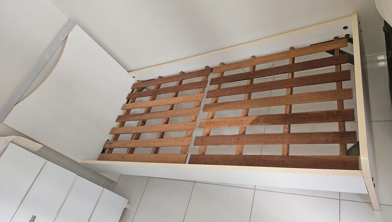 Cama solteiro tok stok em excelente estado  - Foto 2