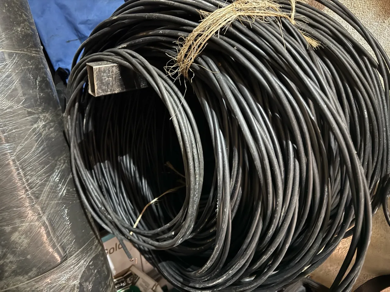 Cabo Elétrico 4x16 mm alumínio
