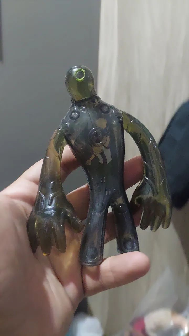 Boneco do Ben 10 -  Forma Alienígena coleção c 4 - Foto 3