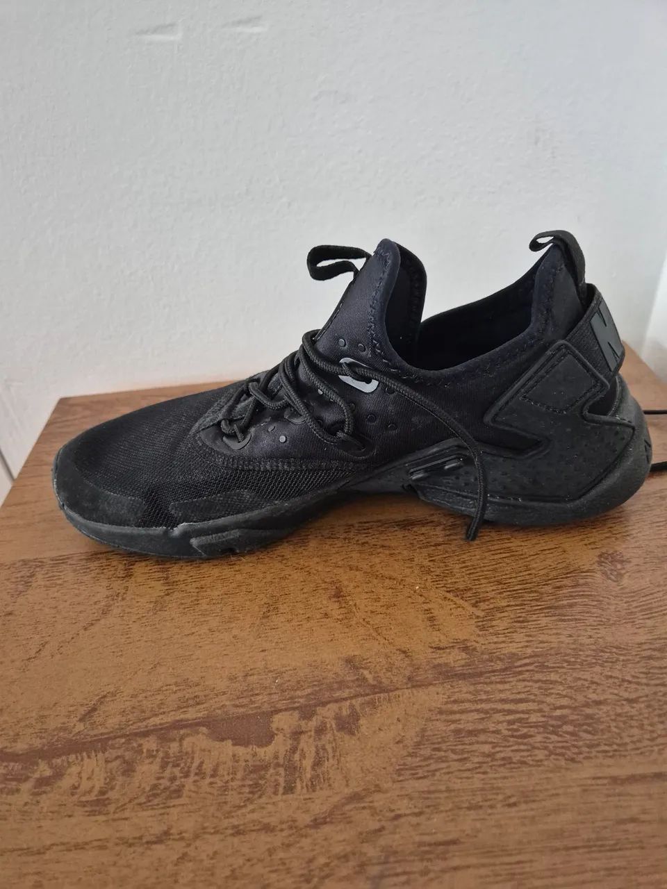 nike huarache run ultra 39