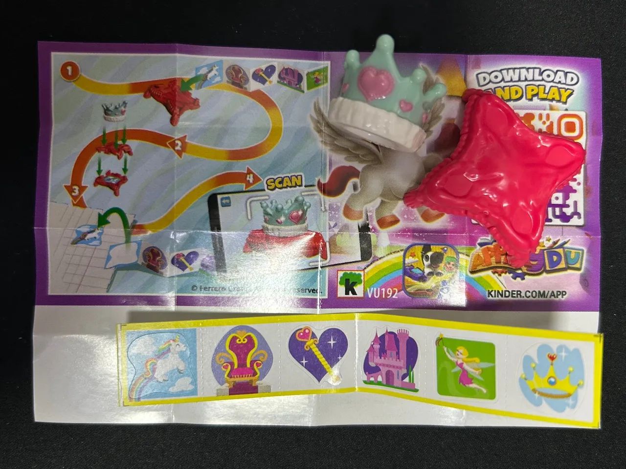 Brinquedo Kinder Joy Applaydu caixa roxa - Foto 4