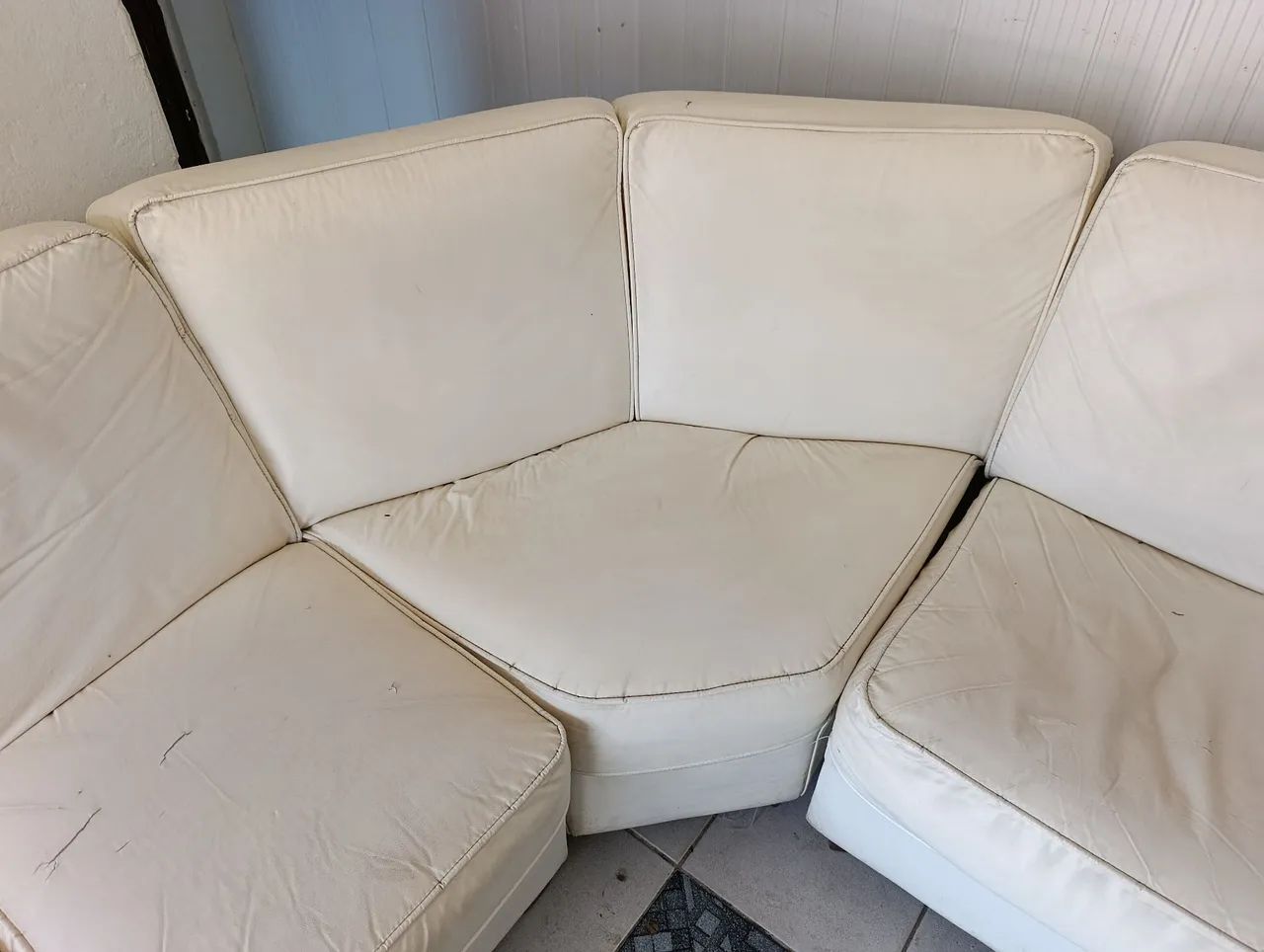 Sofá de Canto em L Grande com Chaise - Usado - Foto 3