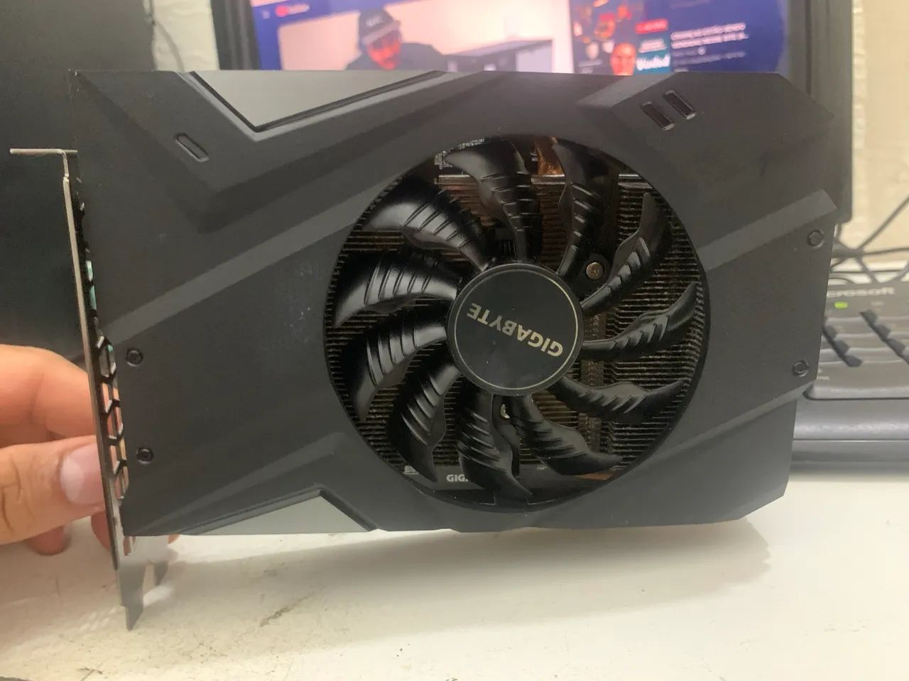 Placa de vídeo GTX 1650-com defeito - Foto 2