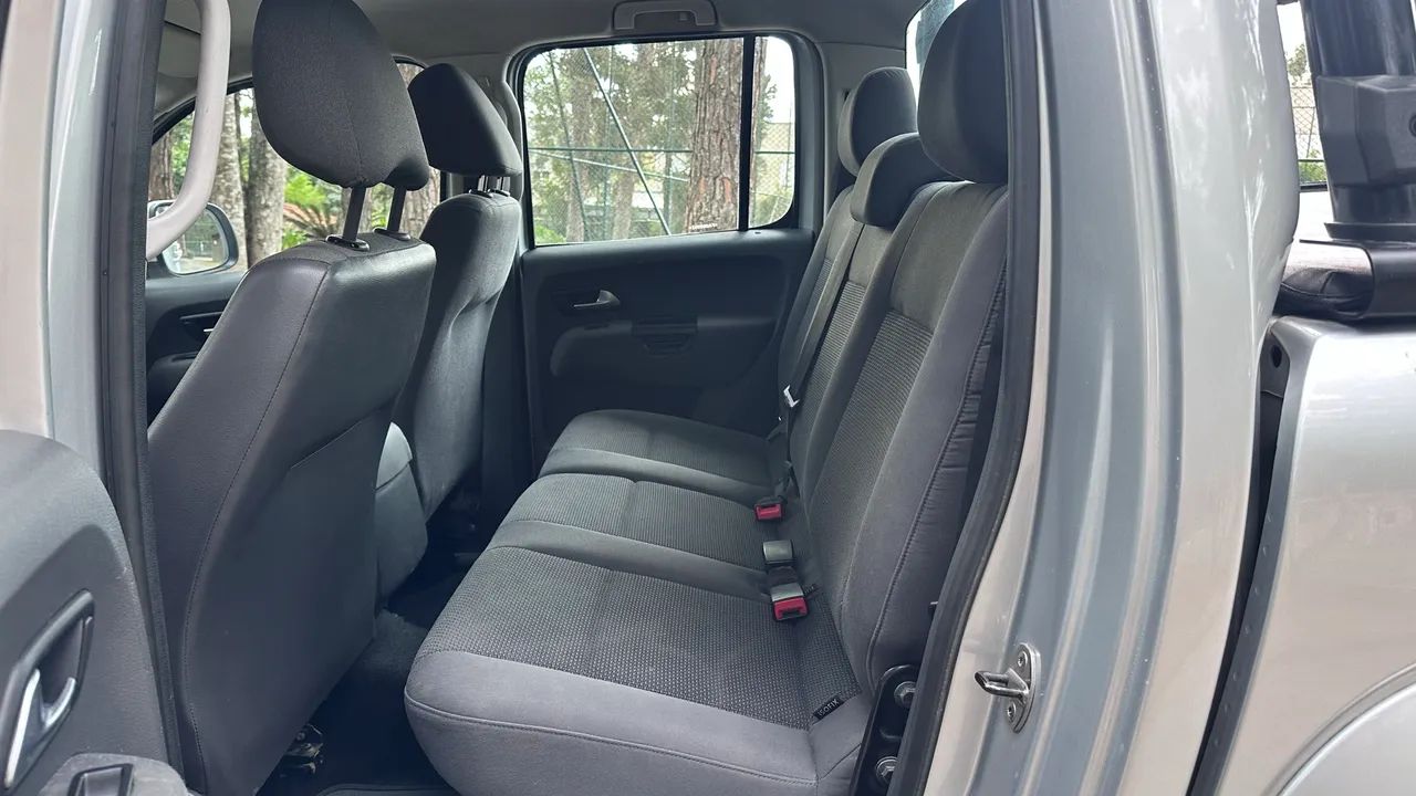 Volkswagen Amarok Trendline CD 2.0 TDI 4X4 Dies AUT 2015 - Foto 9