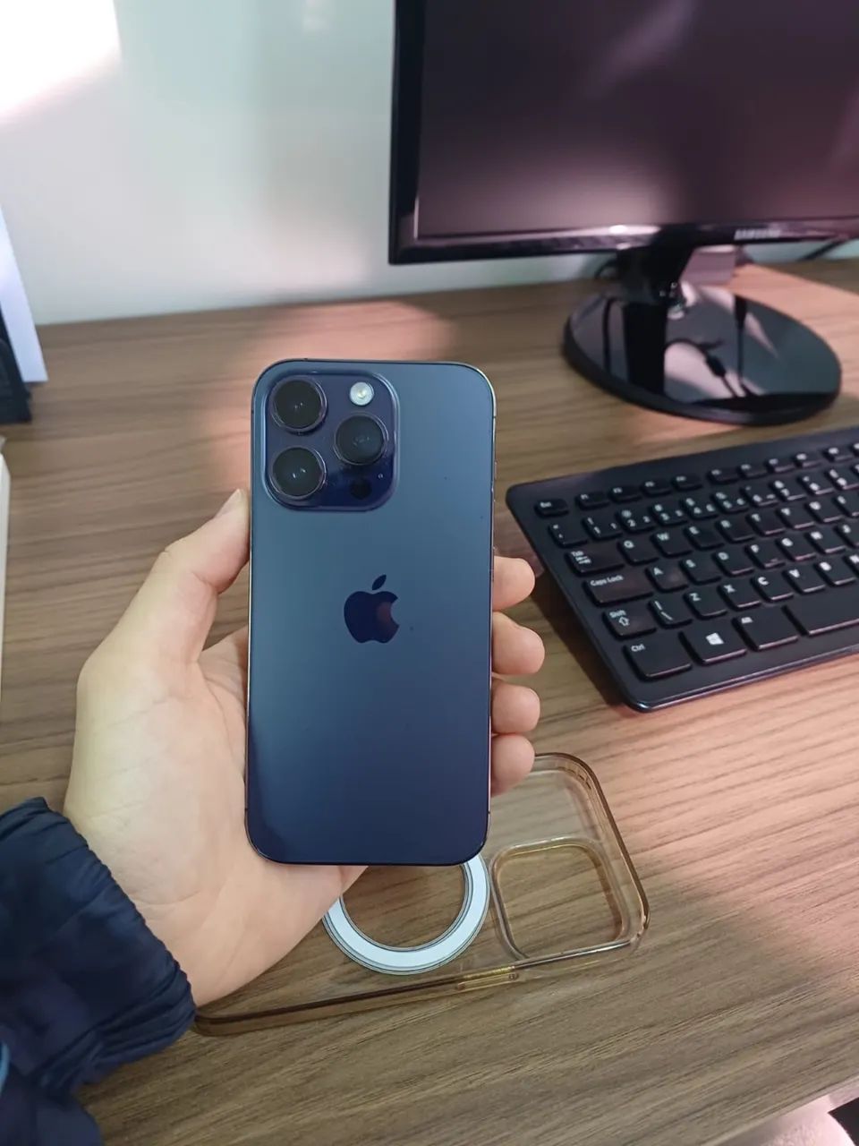iPhone 14 PRO - Foto 2