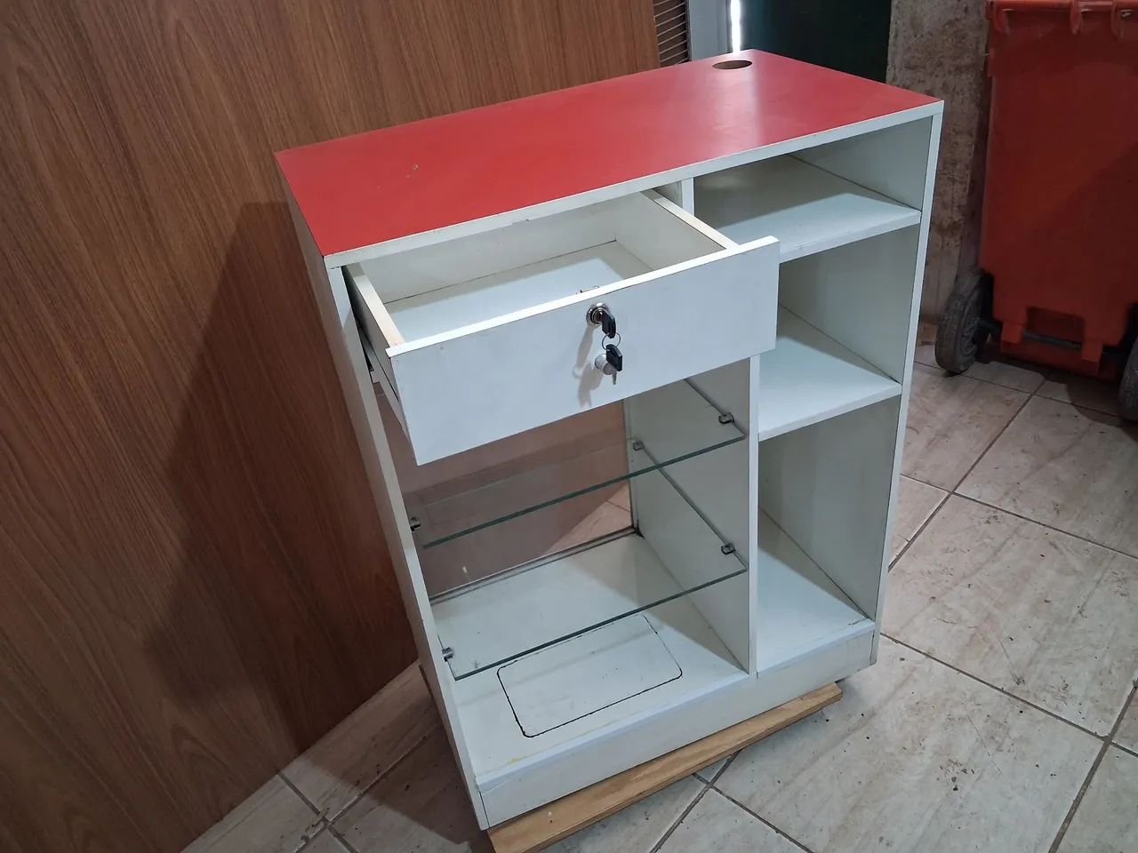 Balcão caixa expositor em fórmica  - Foto 4