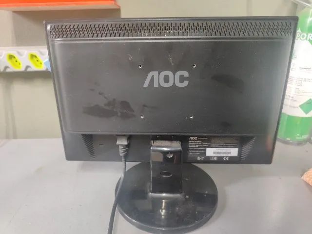 Monitor AOC 15,6? (Tela Escurecida)  - Foto 3
