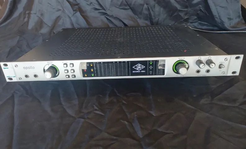 Interface Universal Audio Uad Apollo Quad Thunderbolt