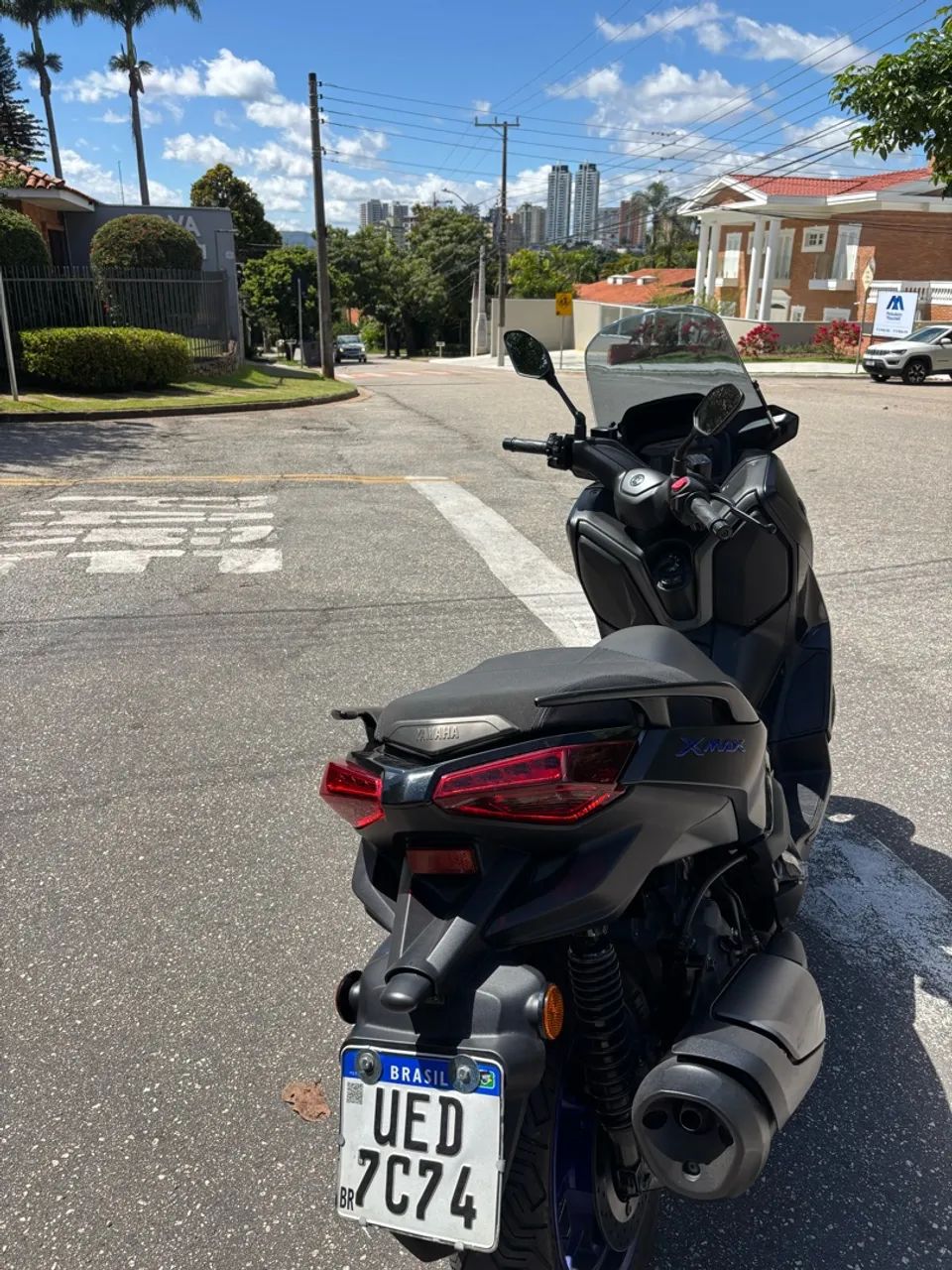 xmax 300 connected - Foto 4
