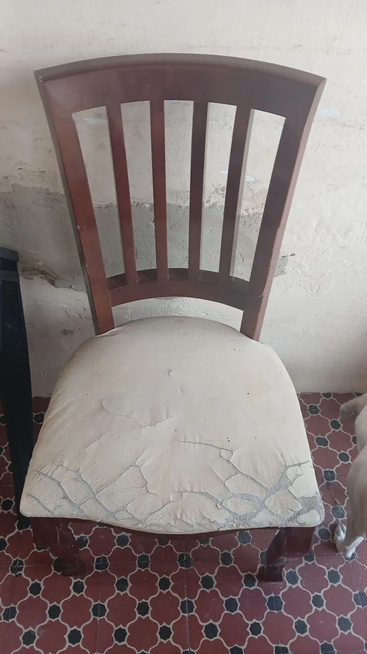 Título: Mesa de Madeira com 2 Cadeiras ? Para Reforma - Foto 3