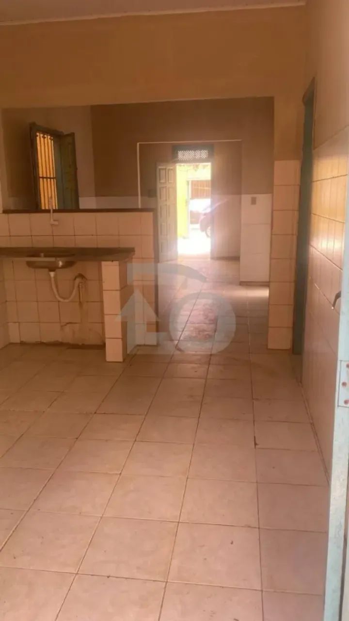Imóvel à Venda no Bairro Olaria com 2/4, 1 Suíte e 2 Vagas de Garagem