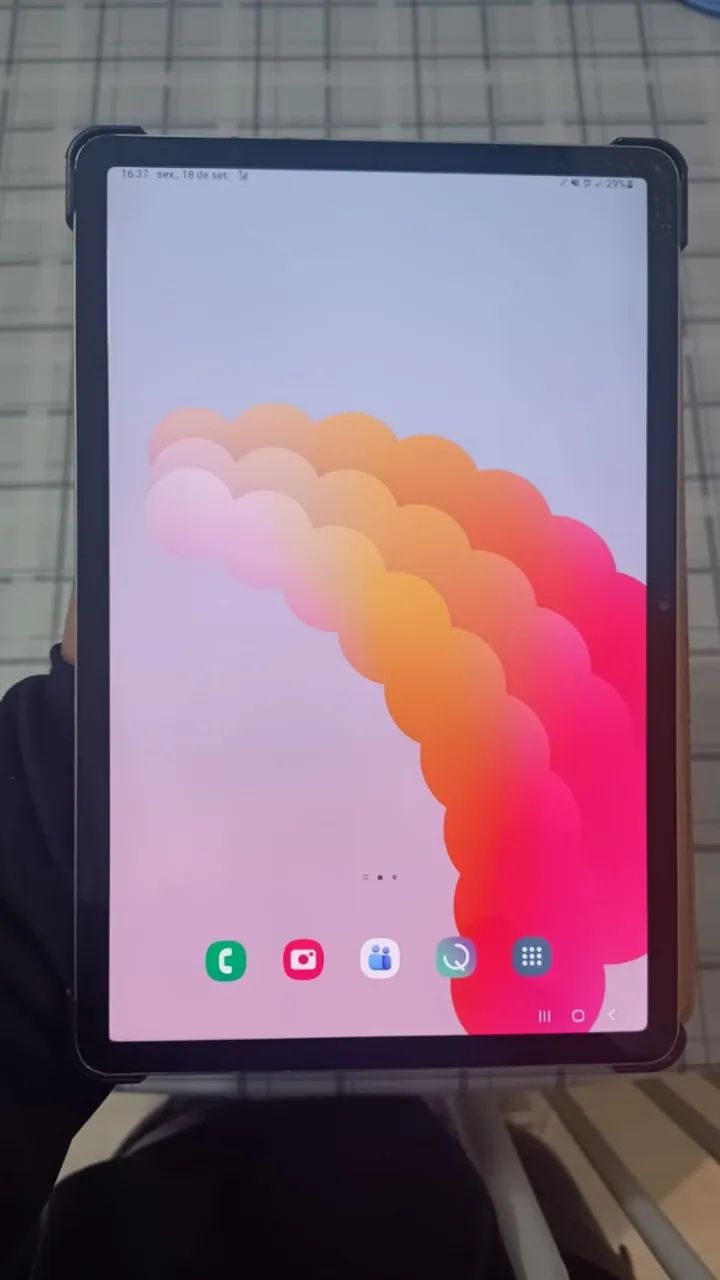 Samsung Galaxy Tab S7 256GB, 8GB RAM, 4G + S Pen - R$ 1.900