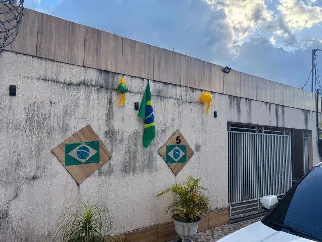 Vendo uma casa no Conj Uirapuru