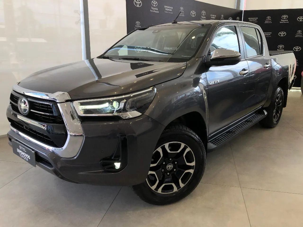 Toyota Hilux CD 4X4 2.8 DIESEL AUT. 2025