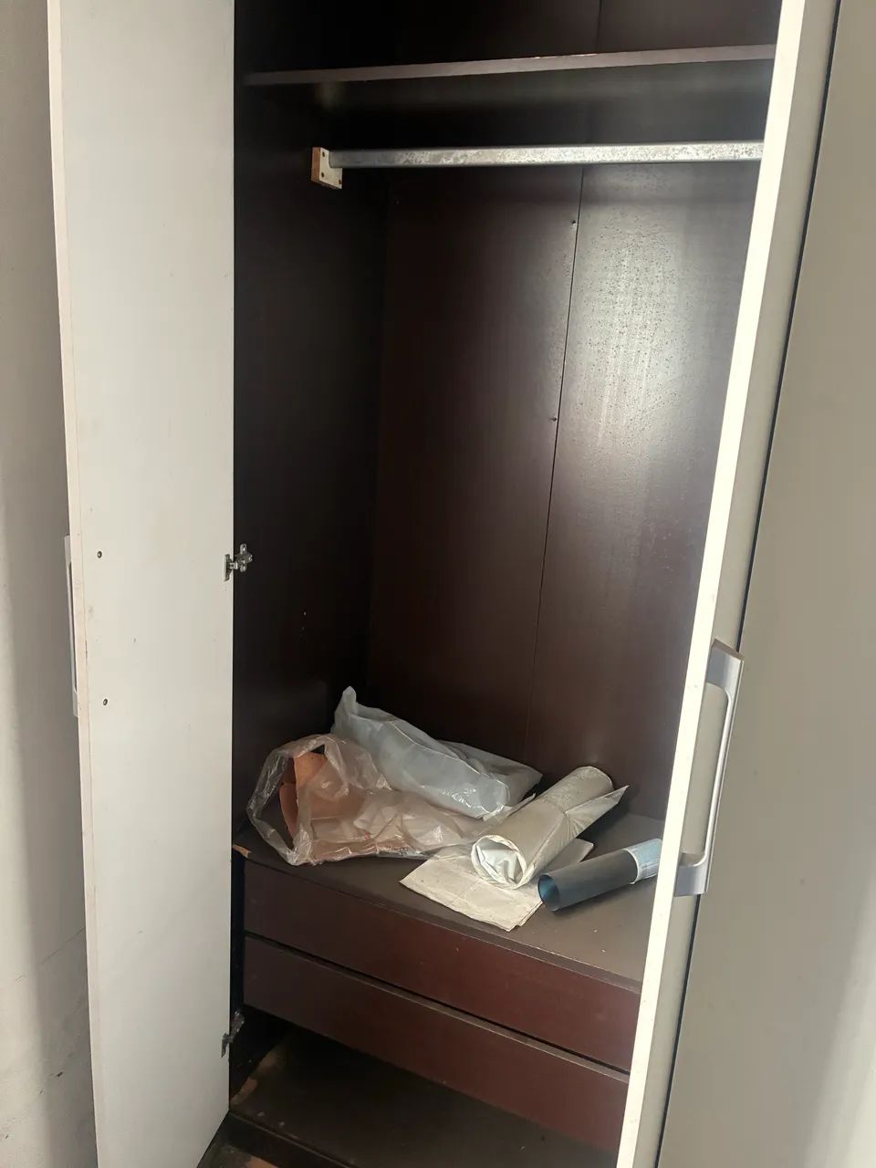 ? Guarda-roupa grande 6 portas - usado  - Foto 4