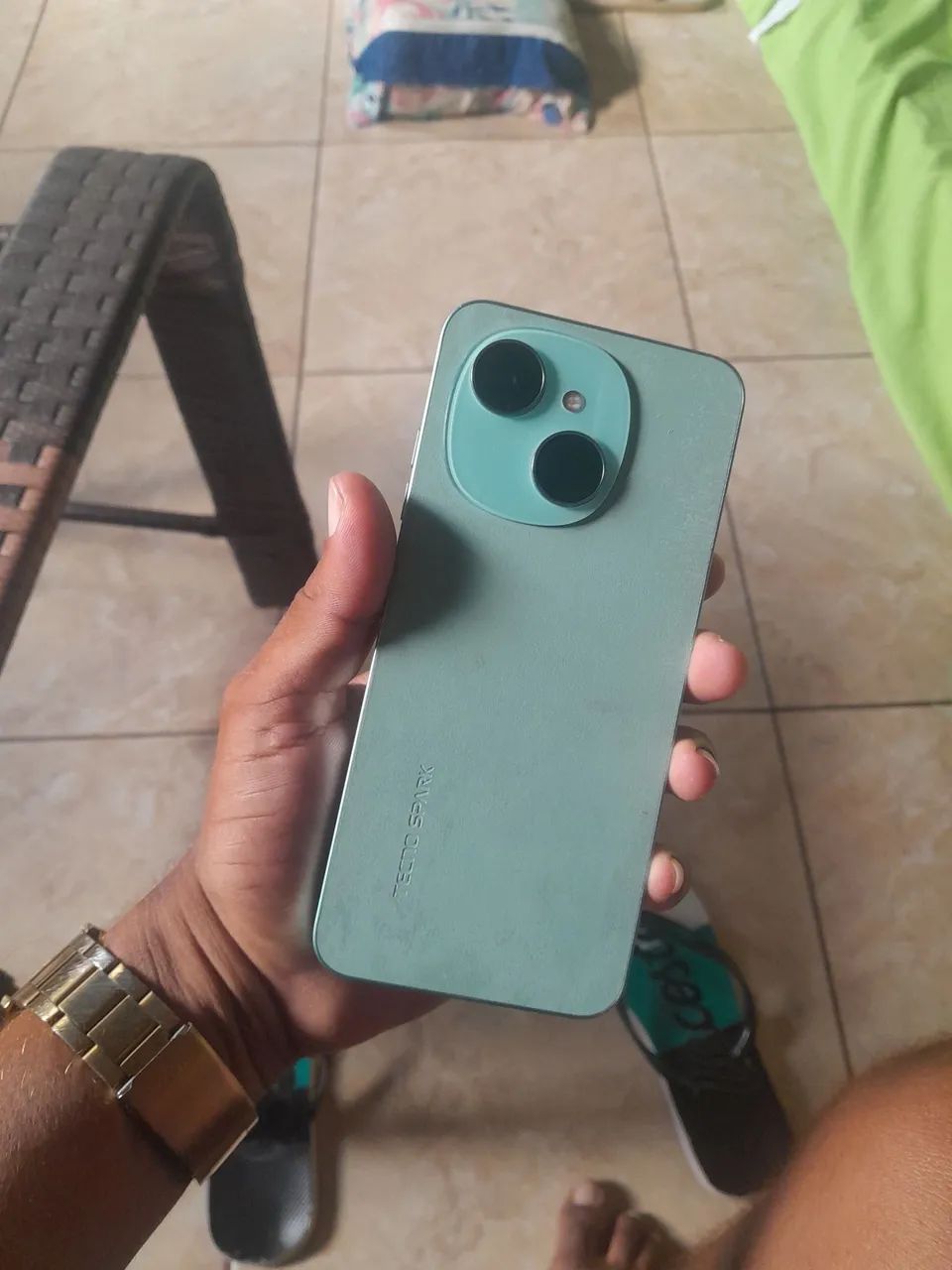 Vendo celular tecno spark - Foto 3