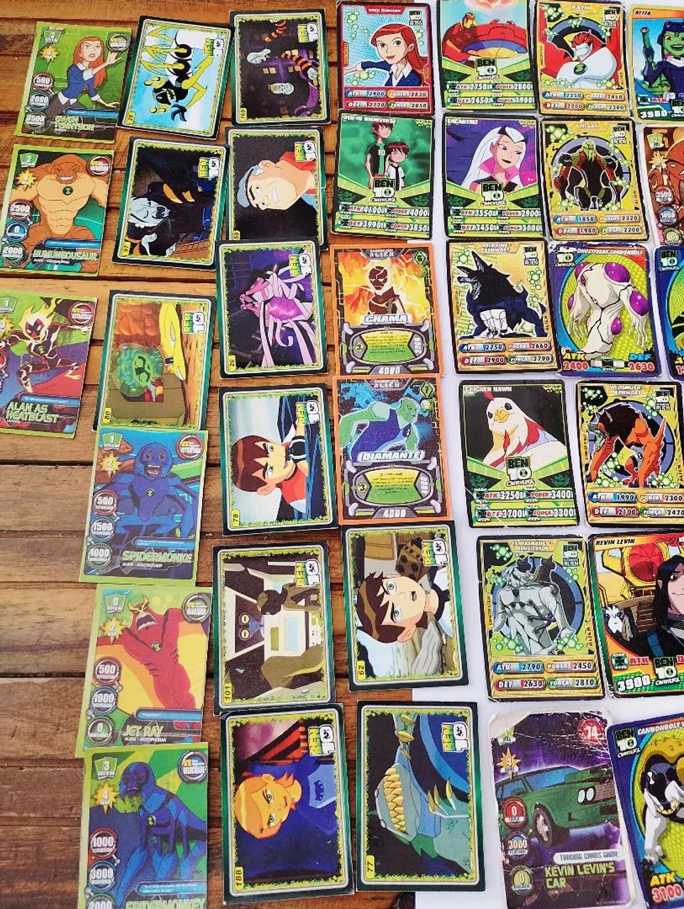 Cards Ben 10 87 cartas - Foto 2