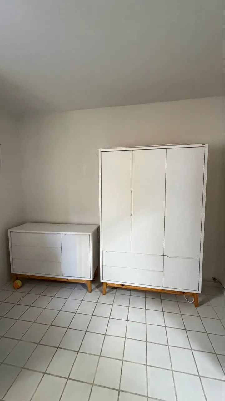 Guarda Roupa e cômoda 