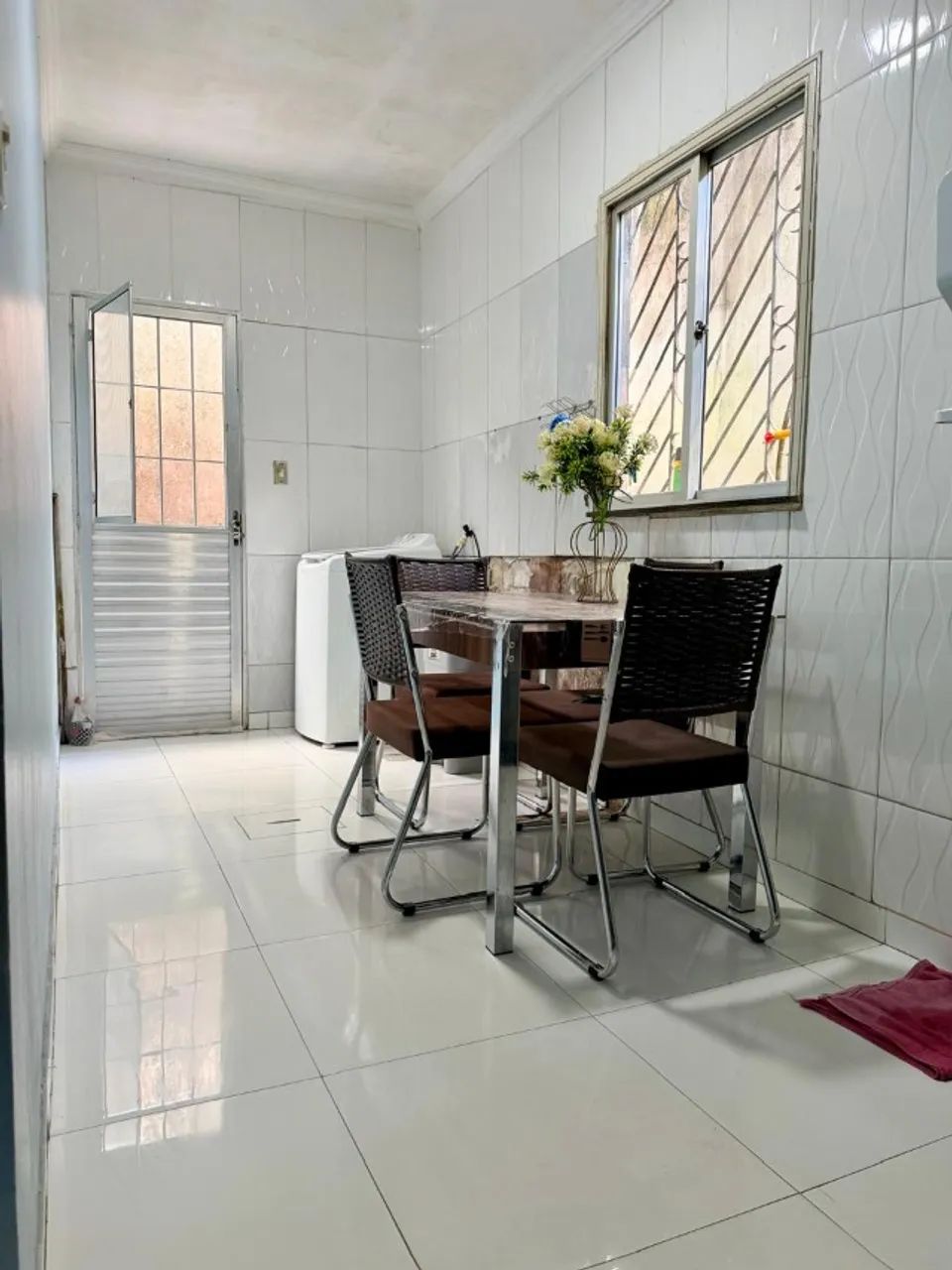 Vendo uma casa no Conj Uirapuru - Foto 3