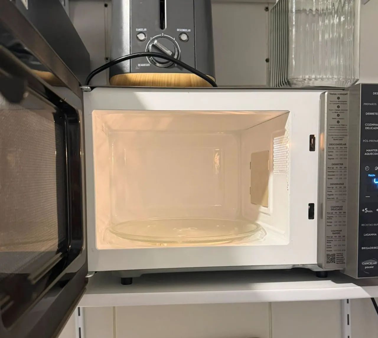 Microondas Eletrolux 23l - Foto 2