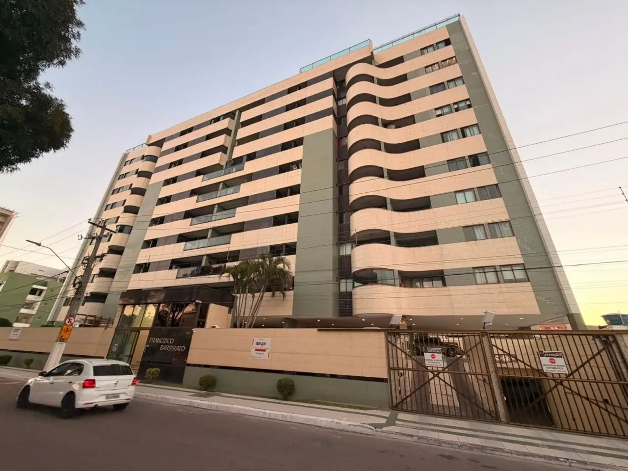 Apartamento à venda no EDIFÍCIO FRANCISCO BARBIRATO, JATIÚCA, Maceió, AL