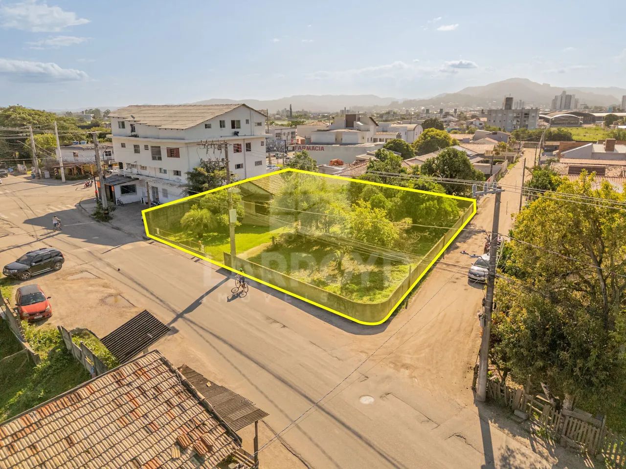 Terreno à venda em esquina com grande área - Foto 4