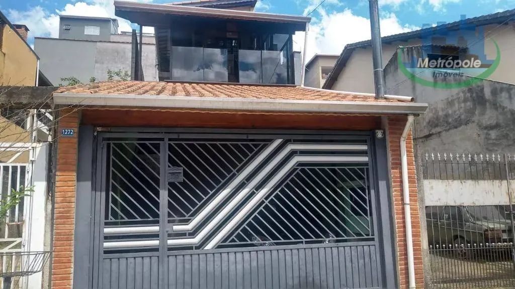 Sobrado com 2 Casas no Terreno