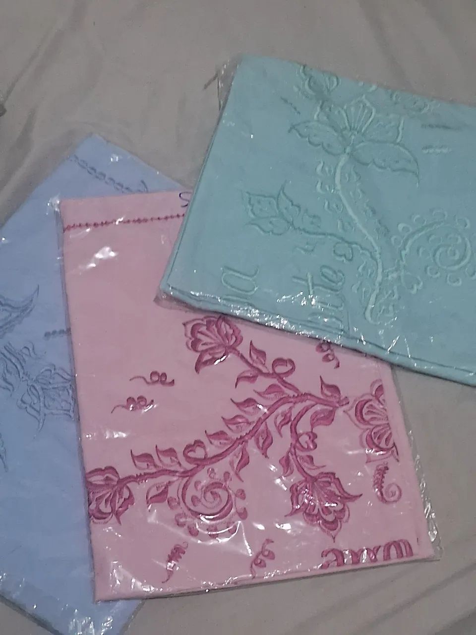 COLCHAS DE CAMA e lençóis 