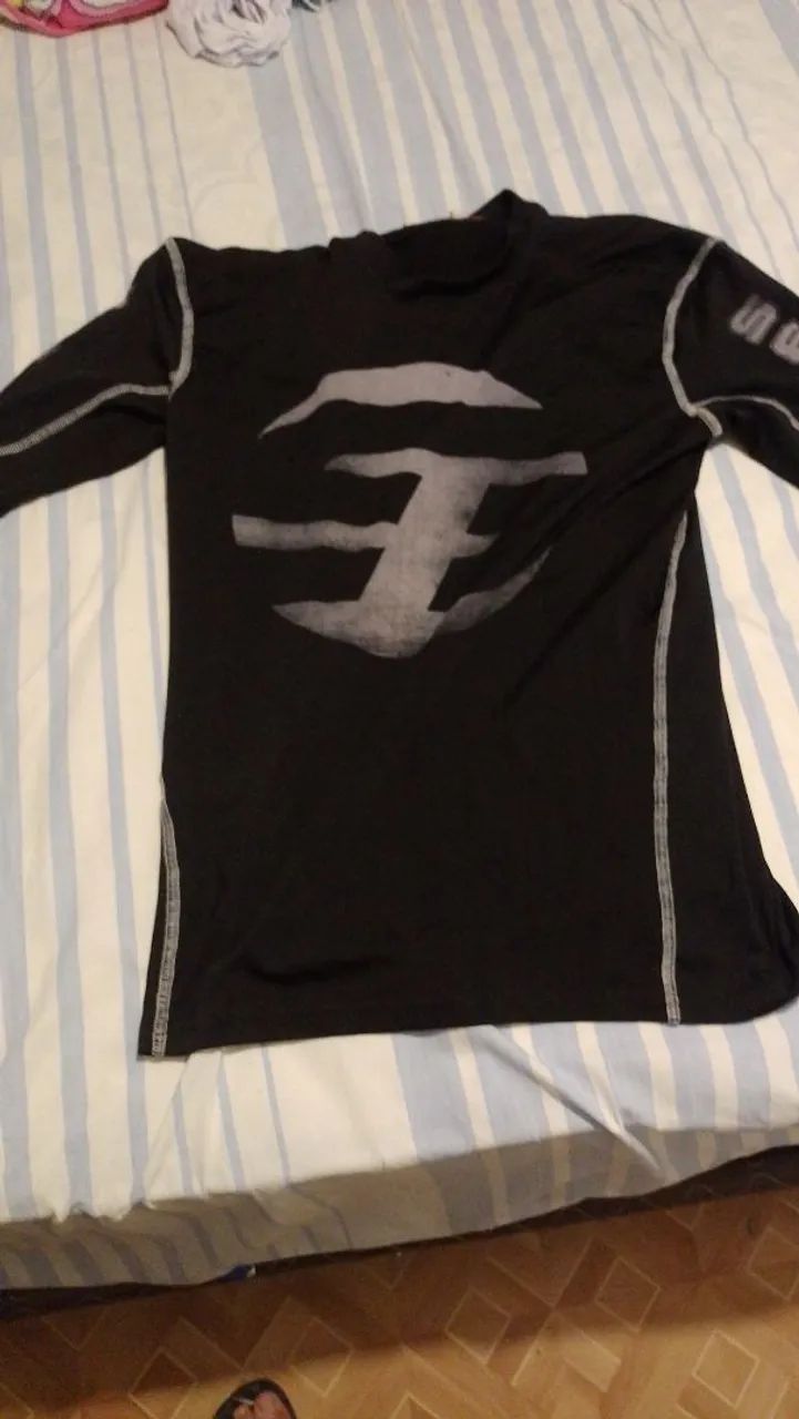 Linda roupa de borracha  - Foto 2