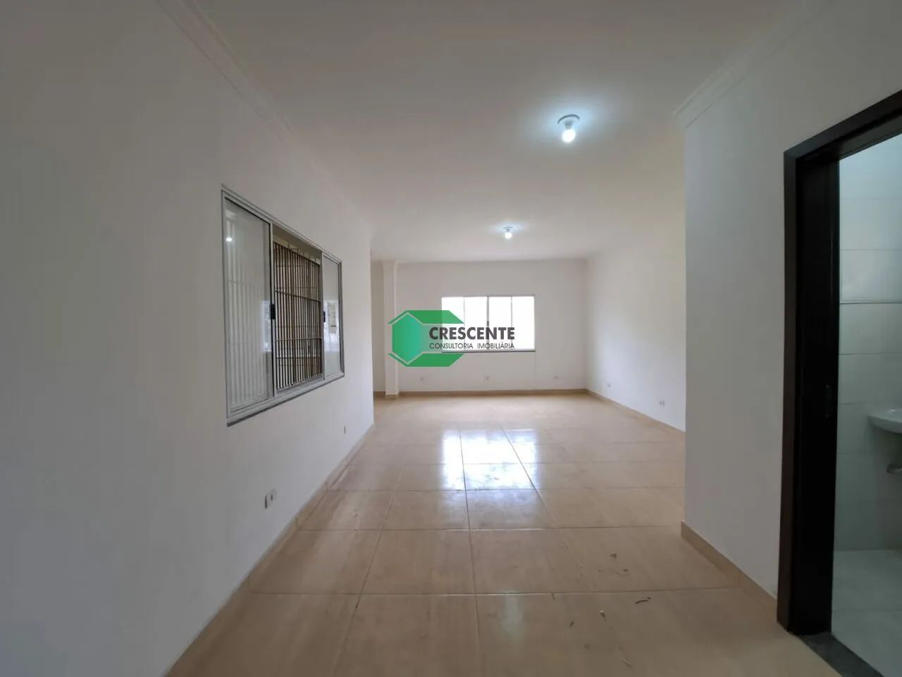 Sala Comercial próximo à Coop Vila Luzita e Terminal de ônibus - Foto 2