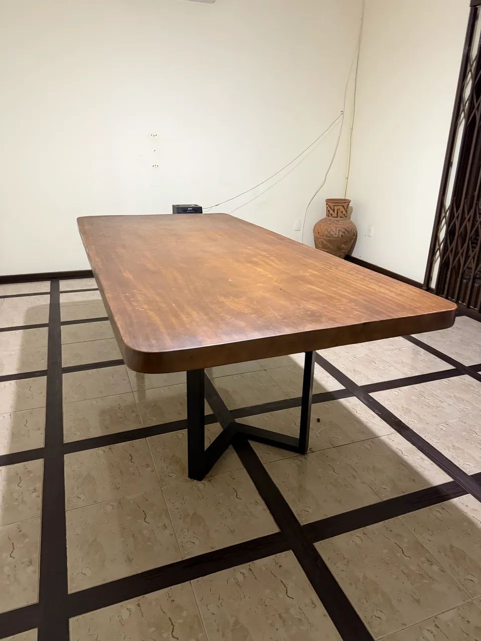 Mesa Grande de Madeira Maciça + Ferro  - Foto 3